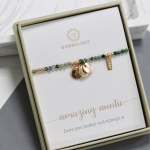 Personalised Auntie Bracelet, Initial Charm Bracelet, Gold Emerald Beads Bangle, Stackable Gemstone Bracelet, Auntie Birthday Gift for Her