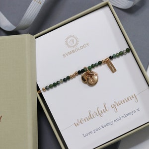 Personalised Granny Gift, Initial Charm Bracelet, Stretch Natural Beads Bracelet, Stackable Bracelets, Nanny Grandma Birthday Gift for Her