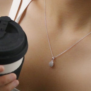 Granny Gift / Cubic Zirconia Teardrop Necklace for Women / Silver or Gold Pendant / Everyday Chic Jewellery / Gift for Her / Christmas Gift