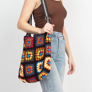 Patchwork Granny Square Shoulder Bag – Boho Crochet Tote with Adjustable Strap | Colorful Knit Purse | Vintage Style Bag with Lining