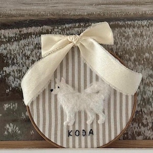 Needle felted dog Embroidered name hoop Labrador Retriever memorial rainbow bridge Personalized embroidery Custom pet parent gift Wall art image 11