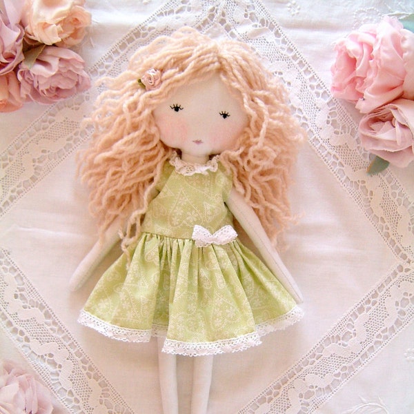 Dolls, Handmade Dolls, Handmade rag doll, Handmade cloth rag doll, Birthday gift, Cloth doll, Baby gift, Gift for Her, Handmade dolls