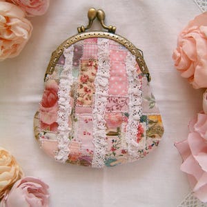 Shabby Quilt Purse Shabby Bag Shabby Quilt Purse Shabby Fabric Purse Shabby Rose Purse Handmade Shabby Purse Shabby Chic Bag