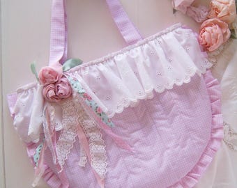 shabby chic tote bag- pink quilted - vintage lace