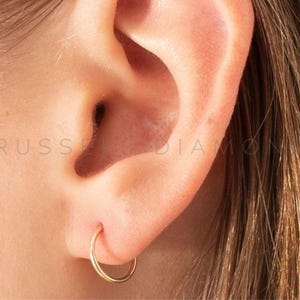 Gold Hoop Earrings, 10k Solid Gold Earring, Huggie Earrings, Minimalist Earrings, Tiny Hoop Earrings, Hoop Earrings Gold