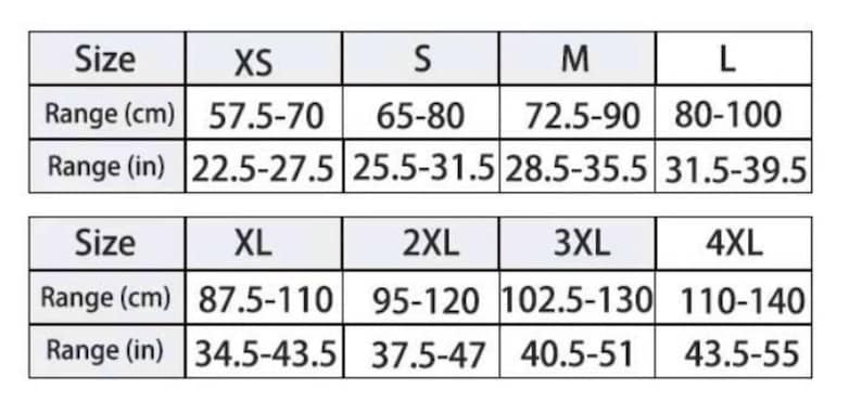 Op de afbeelding: Een maattabel met afmetingen in inches en centimeters. Maten vari&euml;ren van XS tot 4XL. De tabel toont een bereik van 57,5 tot 140 cm en 22,5 tot 55 inch.