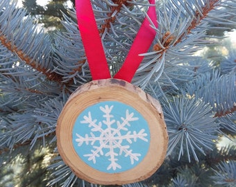 Snowflake Wooden Christmas Ornament.  Wood slice art, snowflake decoration, Christmas ornament, snowflake ornament, Colorado art, winter.