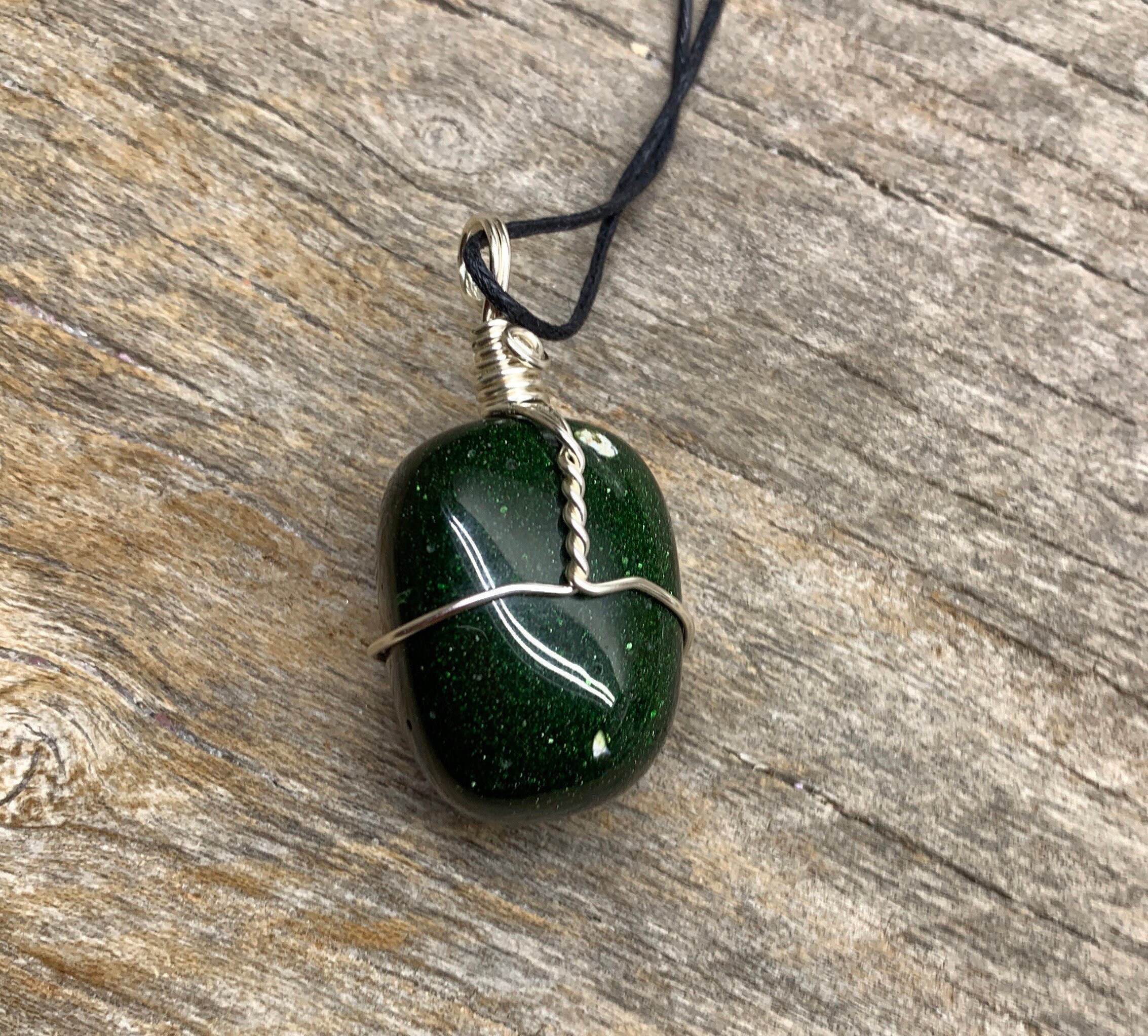Collier Enveloppé De