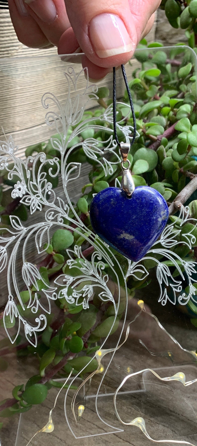 Beautiful NCK-0970 Natural Lapis Lazuli Heart Necklace Polished