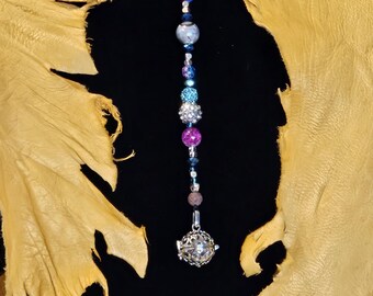 Regal & Calm Pendulum