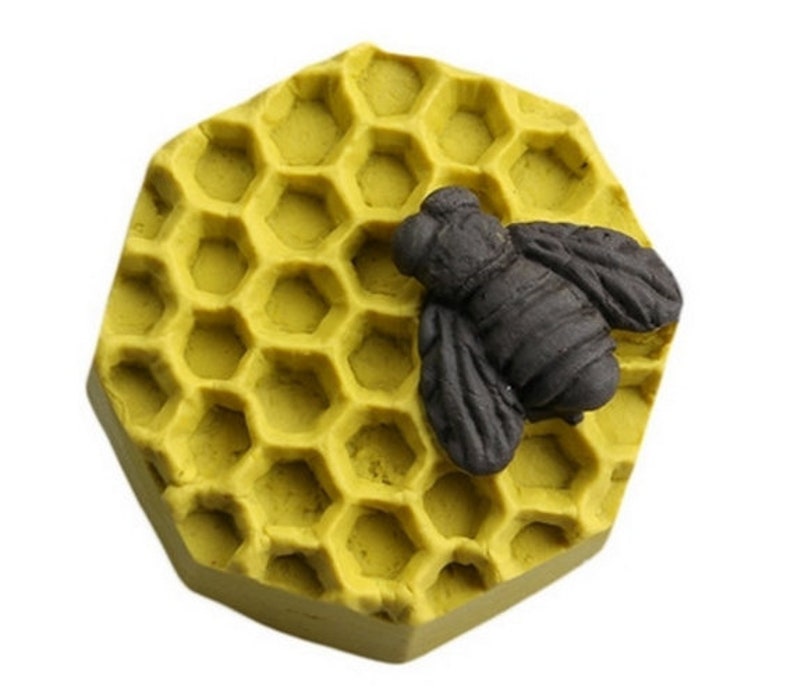 Honeycomb soap diy bee ice cream mooncake beeswax cold soap art soft pottery soap silicone mold