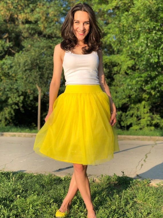 Falda de tul amarillo de mujer tutú de cáscara de huevo Falda midi de niña amarilla  Tutú de dama de honor Falda tutú de abejorro Vestidos de limón Tutú amarillo  esponjoso 