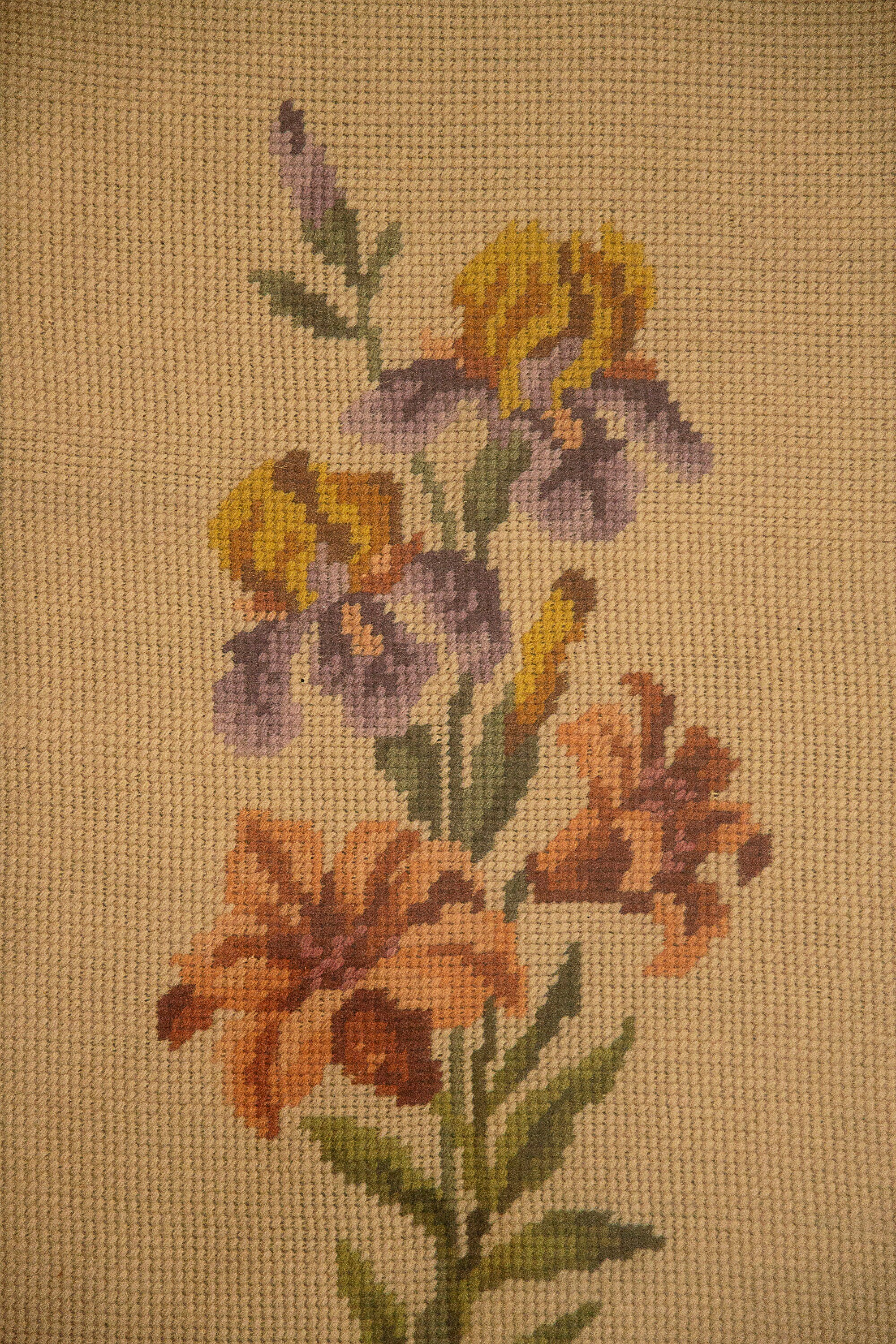 Vintage Floral Needlepoint Tapestry in Elaborate Gold Frame - Etsy