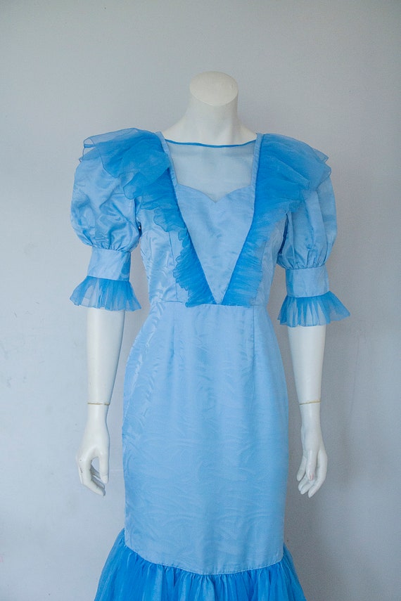 Romantic 30's vintage look mermaid long blue dress