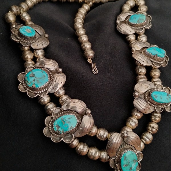 NAVAJO VINTAGE NECKLACE Choker Squash Blossom, Old Pawn Bench Beads Turquoise Sterling Silver 18" Long, Admirable Traditional Necklace