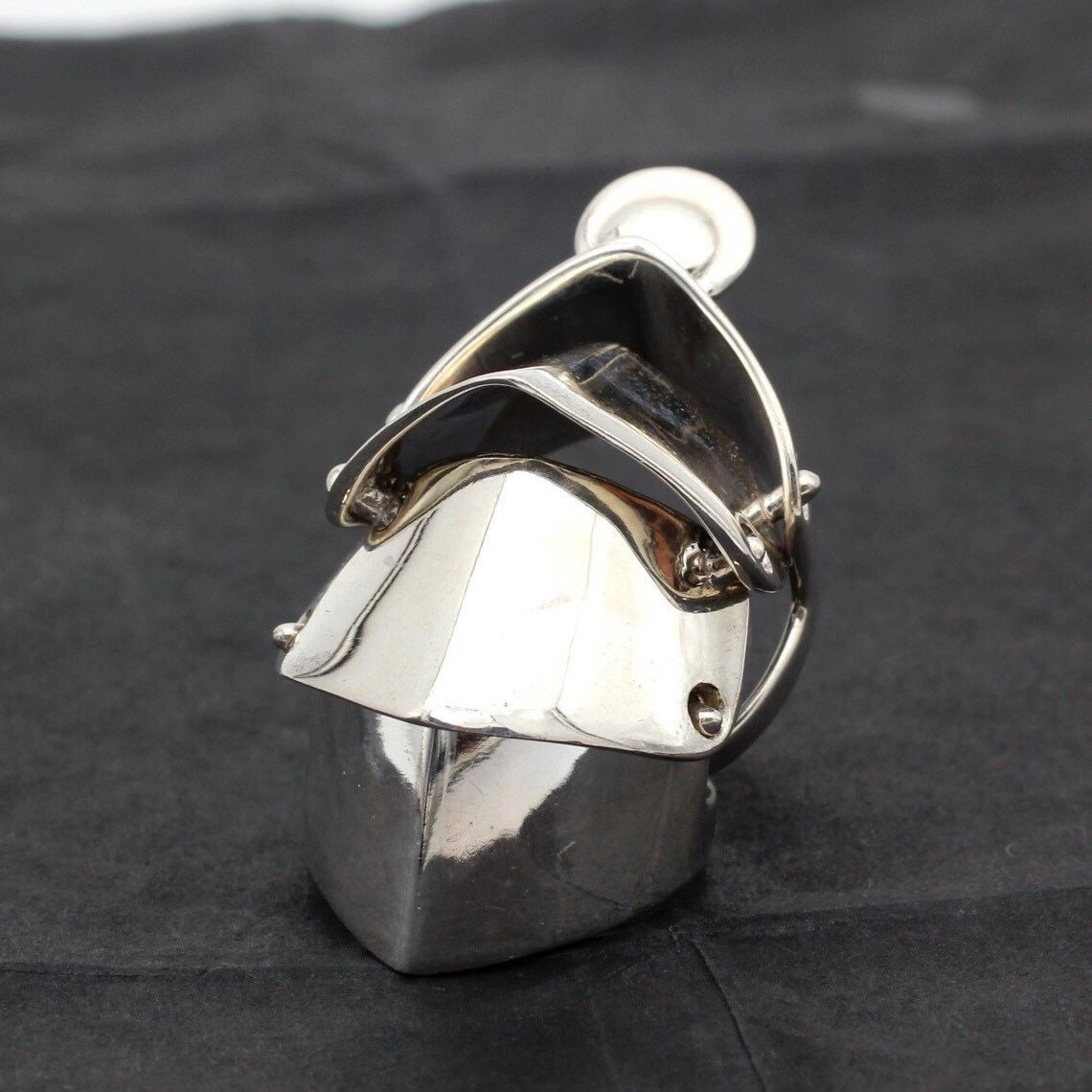 VIVIENNE WESTWOOD Armour Ring for Men