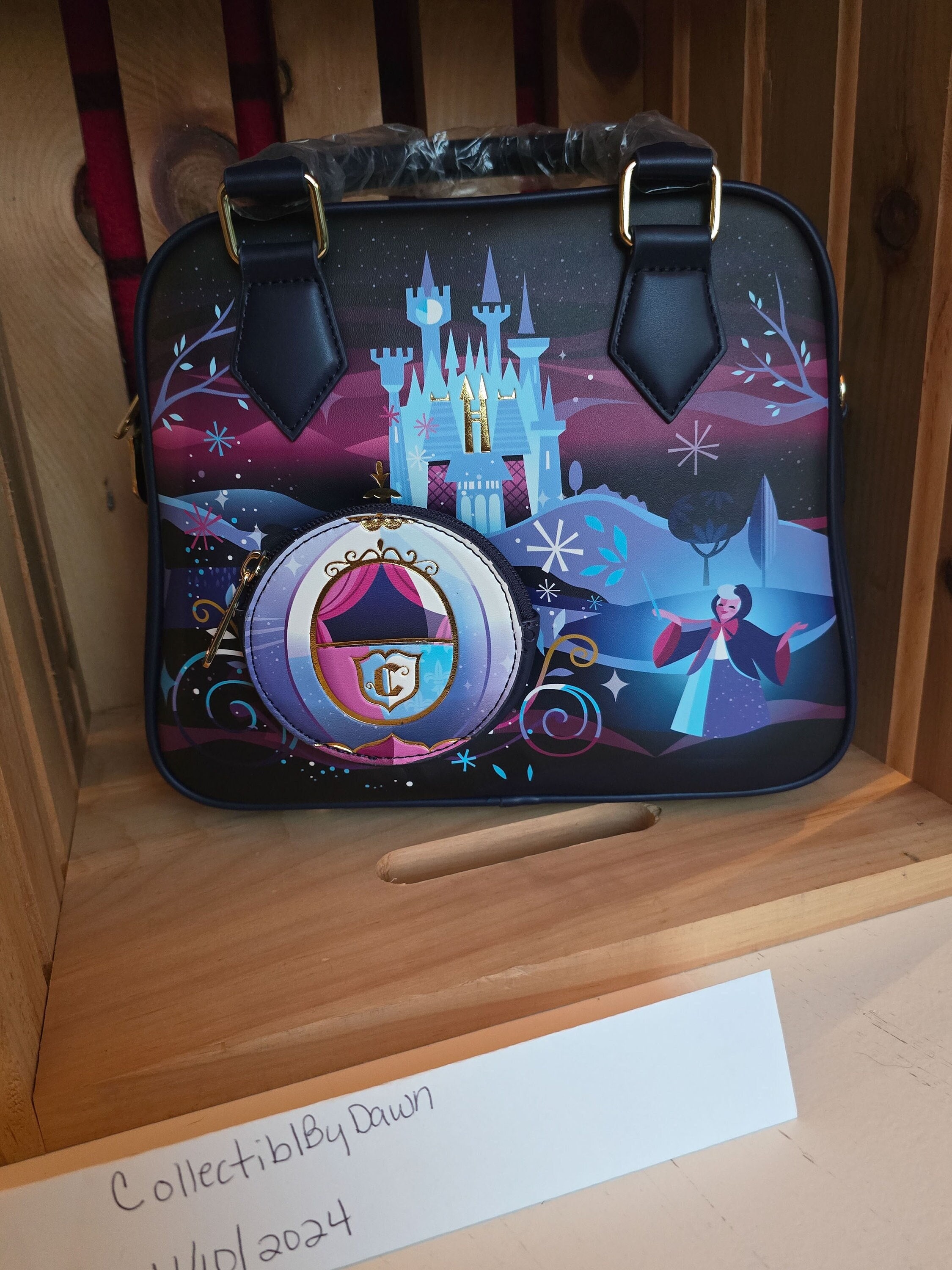 Loungefly Cinderella Castle bag and wallet Loungefly Disney Cinderella Castle Series Mini Backpack  main image 3