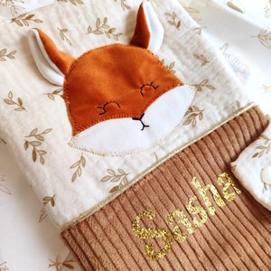 Funda para cartilla sanitaria con aplique de zorro - con o sin nombre - Modelo personalizable