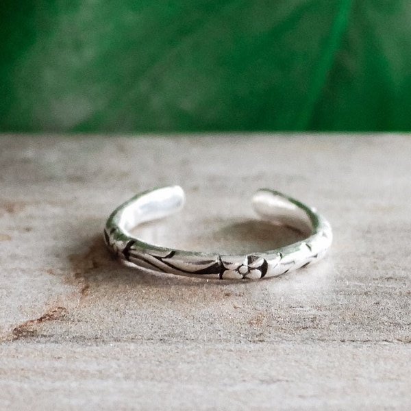 Dainty Sterling Silver Toe Ring With Floral Stamping Made With Recycled Silver For A Minimalist and Bohemian Style - Adjustable Childs Ring