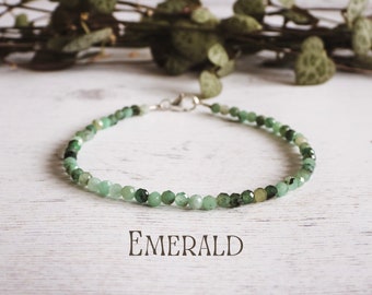 Minimalist Emerald Gemstone Bracelet, Dainty 3mm Green Crystal Healing Bangle, May Birthstone Jewellery, Silver 925, Gemstone Charm, Eco
