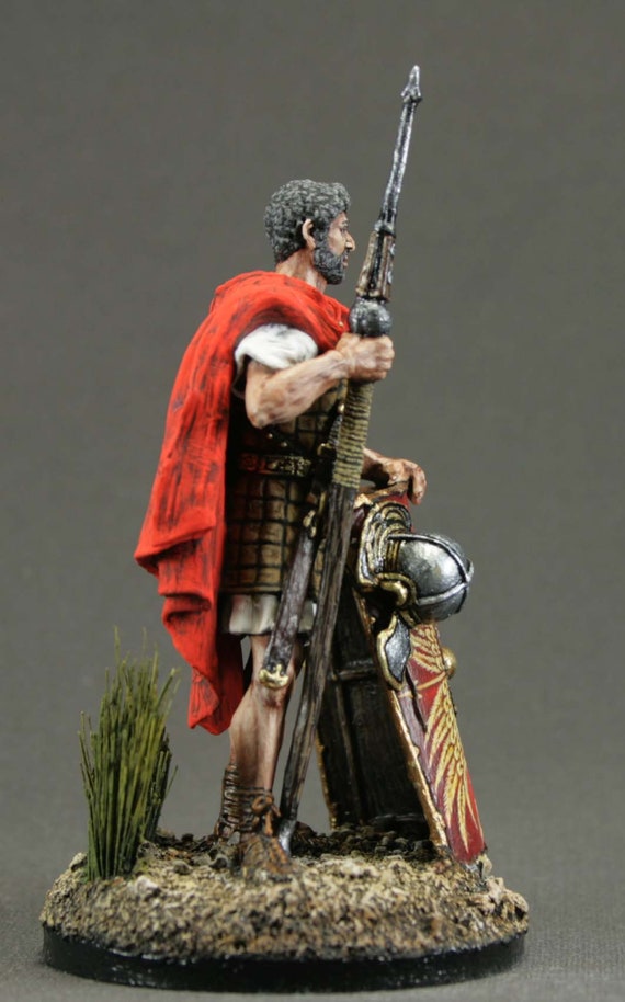 toy soldiers metal figures