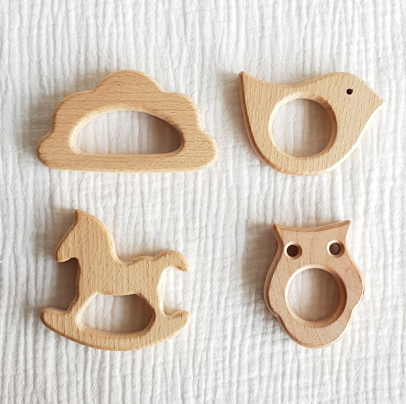 Untreated wooden teething ring, animal shape, dinosaur, cloud
