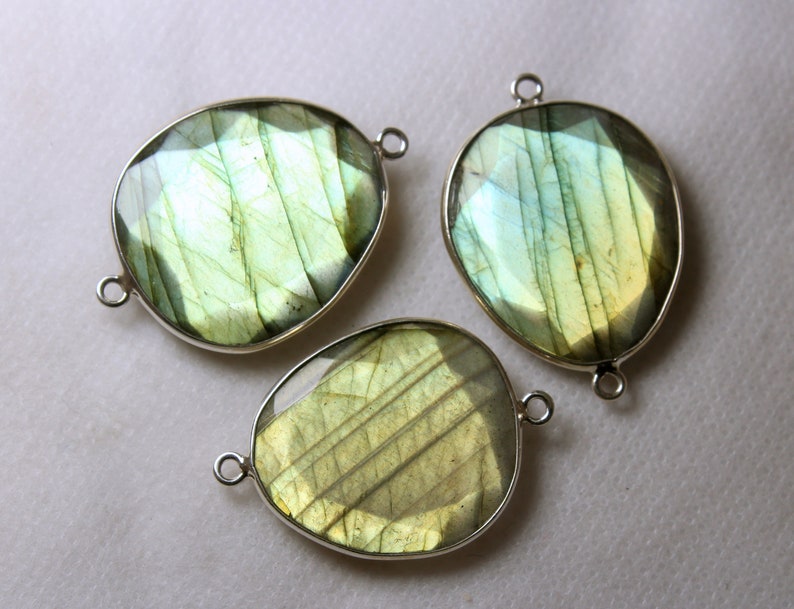 925 Sterling Silver,Natural  Labradorite Faceted Cut Stone  Connector,3 Piece Fancy Shape  23x26mm Approx with Wholesaler Price.