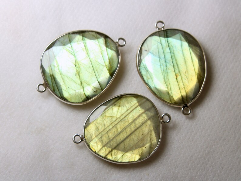 925 Sterling Silver,Natural Labradorite Faceted Cut Stone Connector,3 Piece Fancy Shape 23x26mm Approx with Wholesaler Price.