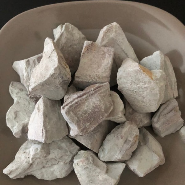 Bentonite Clay Chunks 500g (Not Baked) - Kalaba (16+ chunks)