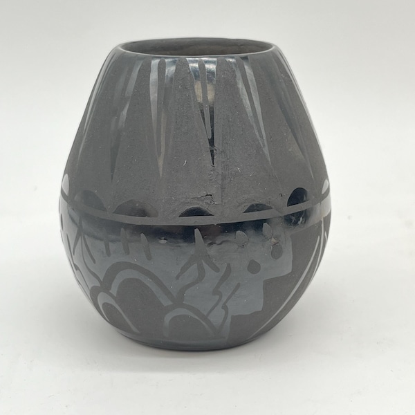 Native American Santa Clara pottery vase Myra Sisneros