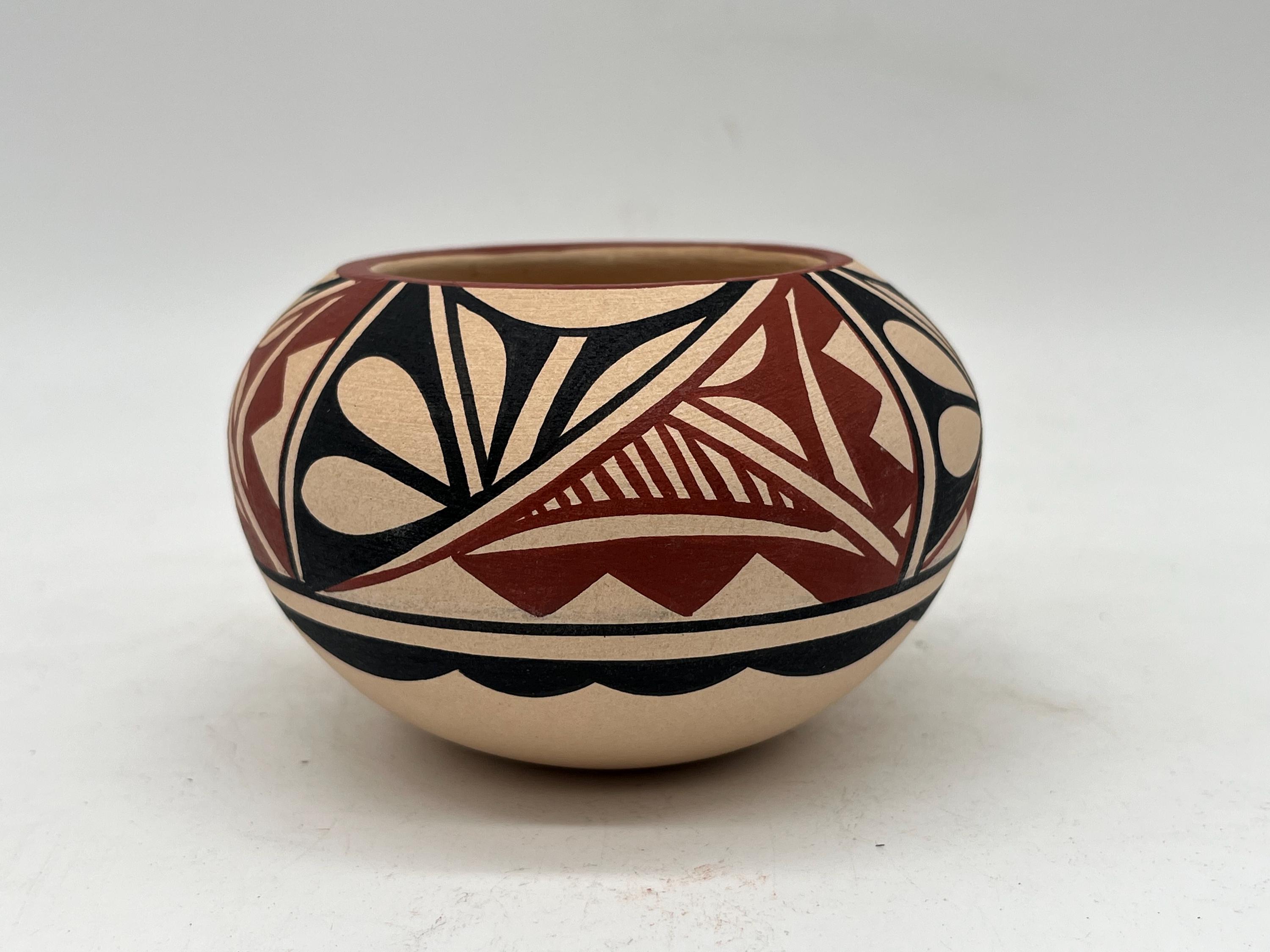 Native American Jemez Pottery Vase RN Toya - Etsy