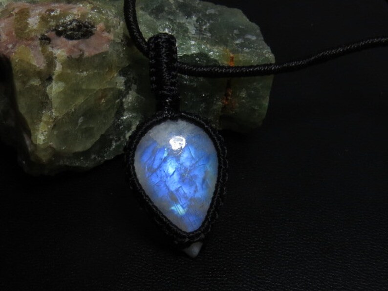 Rainbow Moonstone Macrame Pendant Pear Shape Nice Quality Strong Blue Flashy Fire Size 4.2 Cm Long