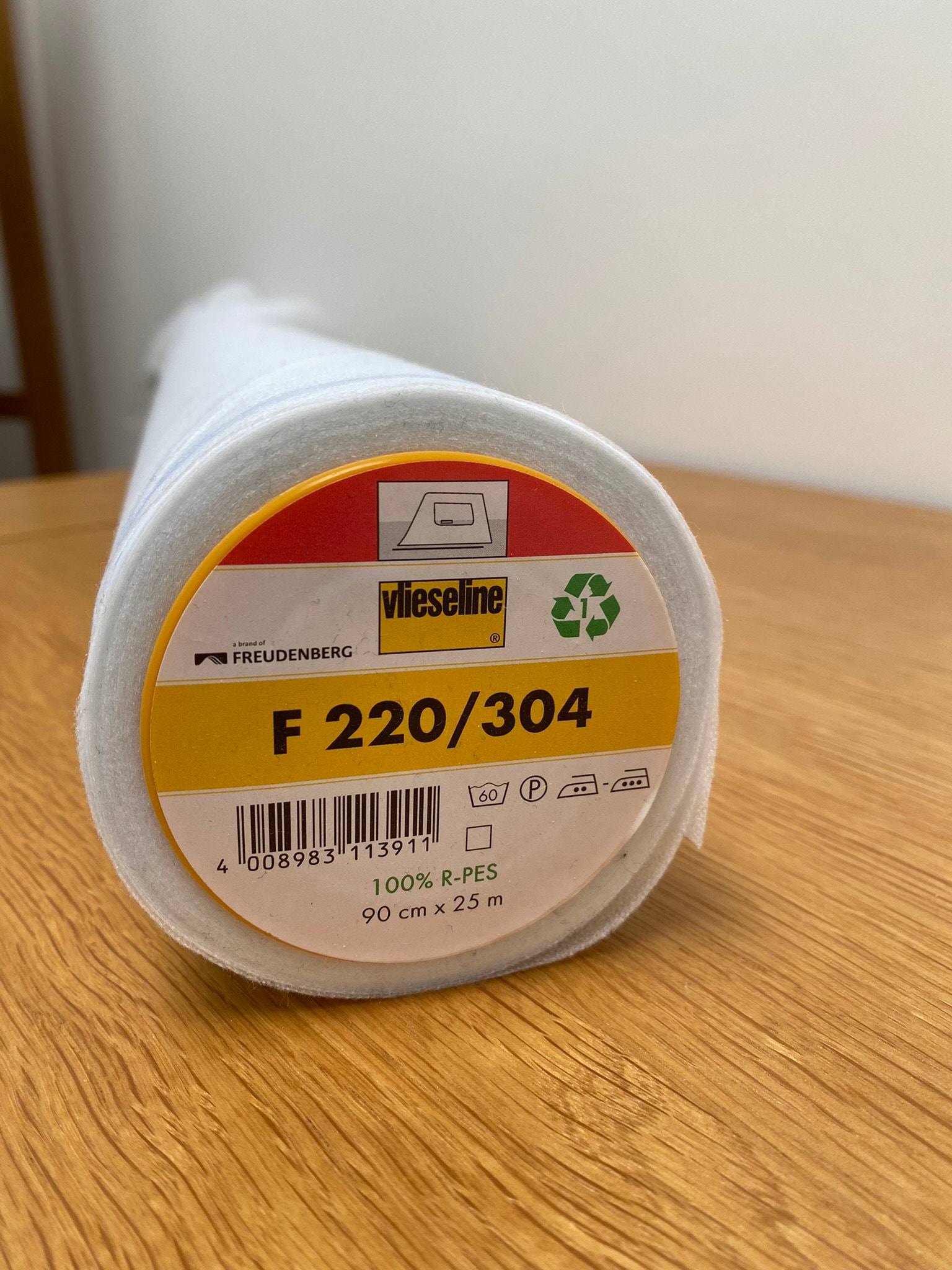 F220 Non-woven White Vlieseline Fusible Interlining - Etsy UK