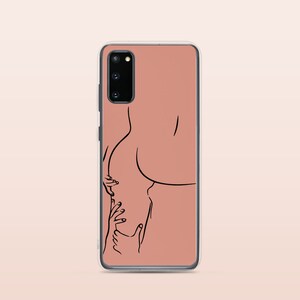 Puede incluir: Una funda de tel&eacute;fono con un fondo de color piel y un dibujo de l&iacute;nea negra de un cuerpo humano con manos tocando el cuerpo.