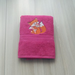 Coral color Bath towel with embroidered &quot;Fox Mother and Her Baby &quot;. Embroidered Snuggling Foxes.Size 50-90 cm,cotton towel.