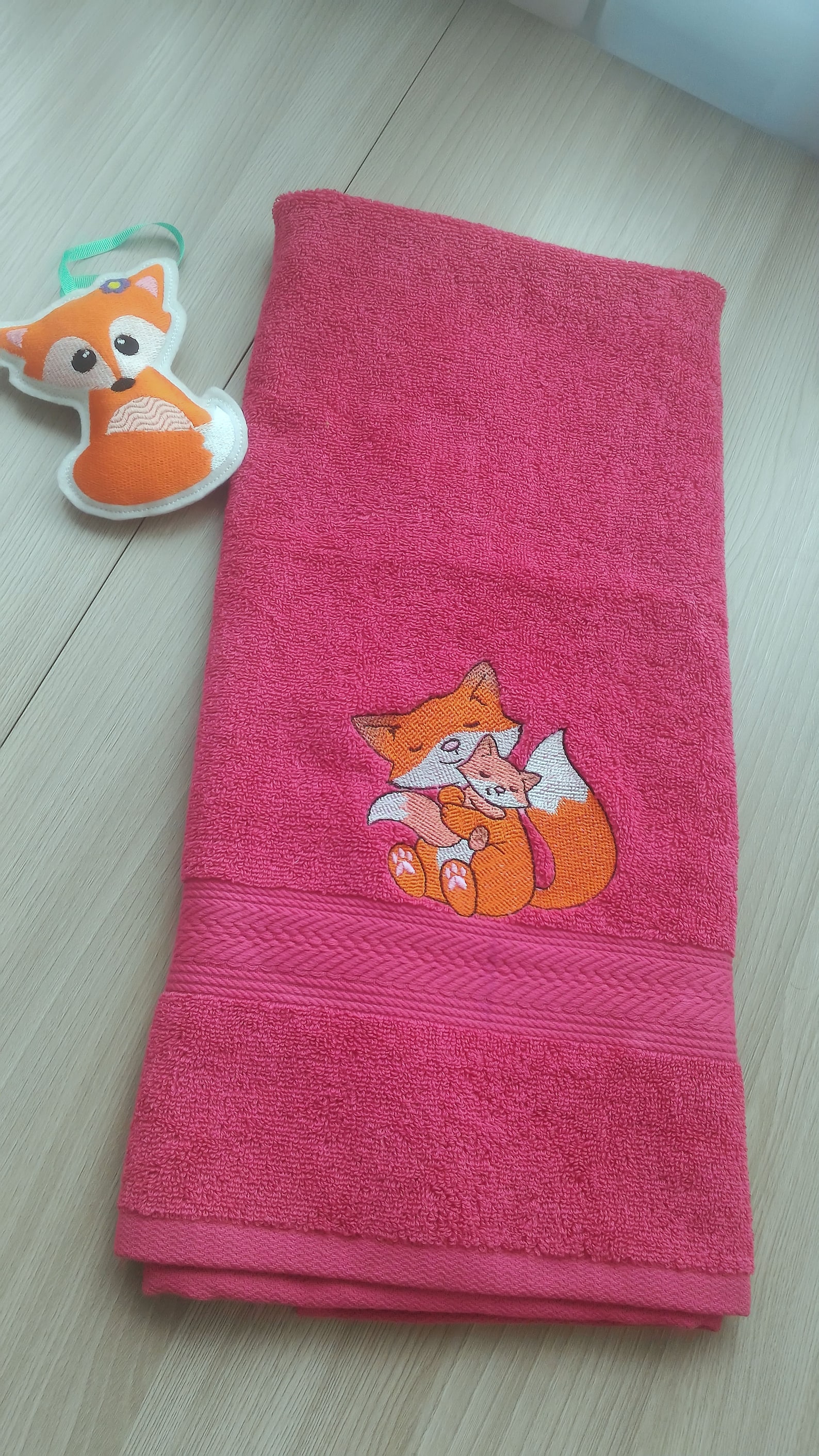 Coral Color Bath Towel With Embroidered fox Mother and Etsy