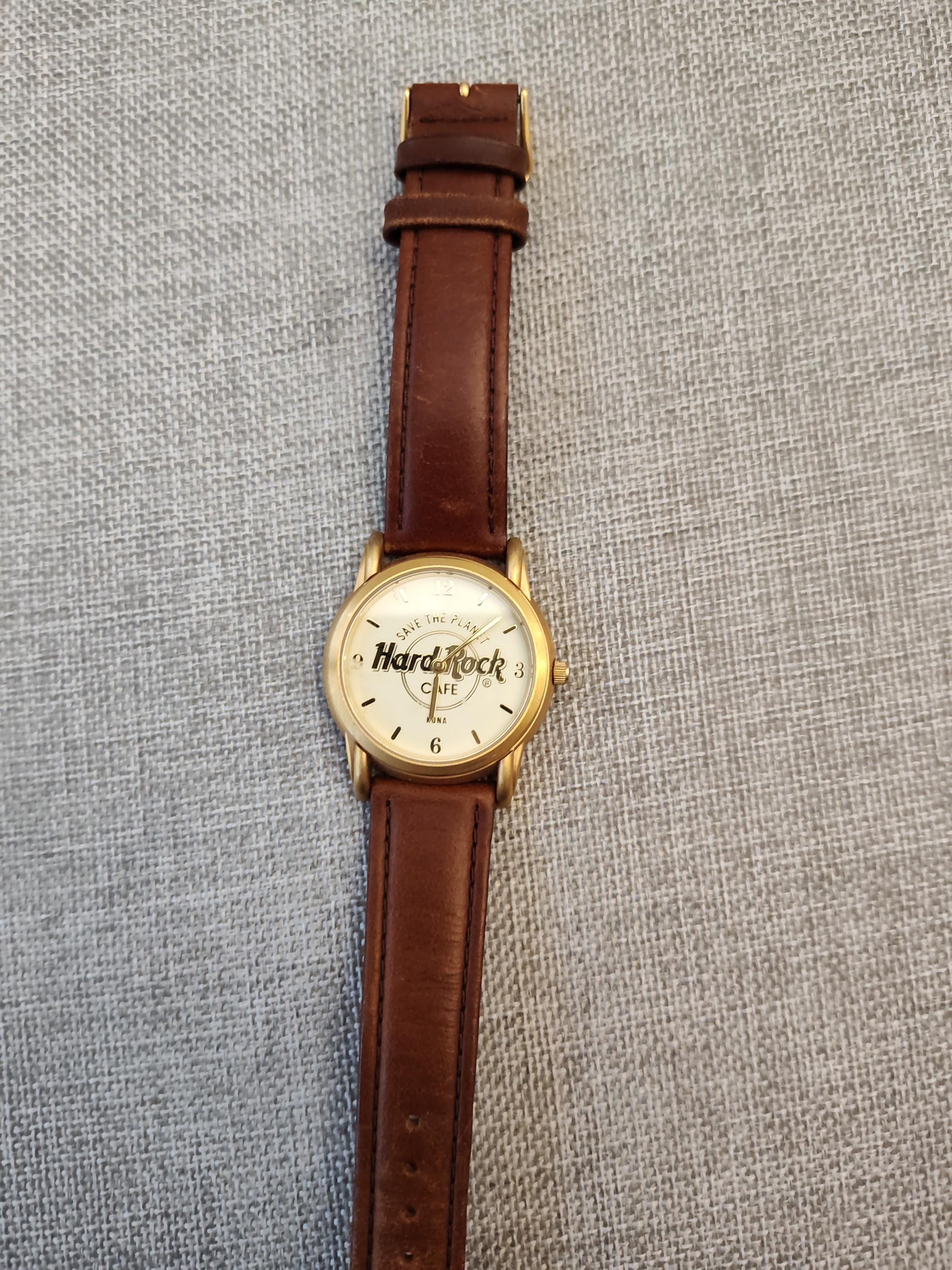 Vintage HardRock Cafe Watch. Original Brown Leather Band. New Battery. 1 Owner Hard Rock Café Watch | eBay main image 3