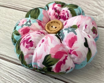 Floral pincushion, Mother’s Day Gift, Gift for sewing lovers