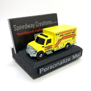 Porte-cartes de visite Ambulance EMS - Accessoire Ambulance EMS pour votre bureau, bureau ou espace de travail - Un cadeau ambulancier paramédical personnalisé unique
