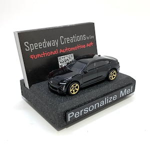 Porte-cartes de visite personnalisé CT5-V - Accessoire automobile pour votre bureau, bureau ou homme des cavernes - Un cadeau personnalisé unique !