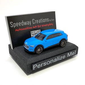 Porte-cartes de visite SUV électrique allemand - Art automobile allemand pour votre bureau, bureau ou entreprise - Un cadeau personnalisé unique !