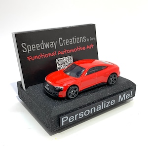 Porte-cartes de visite pour voiture électrique allemande RS ! Berline sport allemande personnalisée - Art automobile pour votre bureau ou bureau - Un cadeau voiture unique !