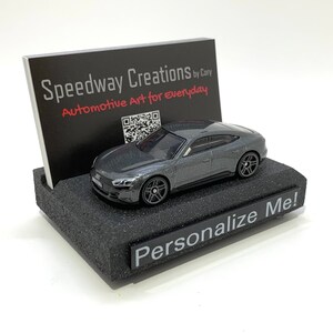 Porte-cartes de visite électrique RS pour berline allemande ! Berline sport allemande - Art automobile pour votre bureau ou bureau - Un cadeau voiture unique !