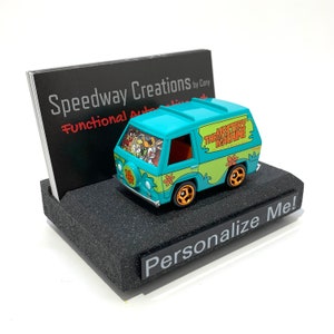 Porte-cartes de visite sur le thème des dessins animés du samedi matin - Art automobile fonctionnel pour votre bureau ou votre bureau. Un cadeau personnalisé unique !