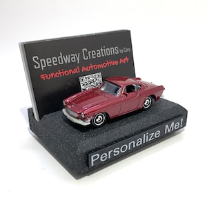 Porte-cartes de visite Volvo P1800 - Accessoire Volvo P1800 personnalisé pour votre bureau, bureau ou entreprise - Un cadeau Volvo P1800 !