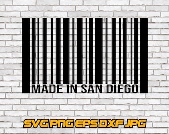 Peut inclure: Code-barres noir et blanc avec le texte "MADE IN SAN DIEGO" en dessous. Le texte "SVG PNG EPS DXF JPG" est en dessous du code-barres.