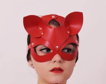 Leather catwoman eye face mask, cat cosplay petplay fetish role-play half mask of animal, sexy halloween mask for women, masquerade mask