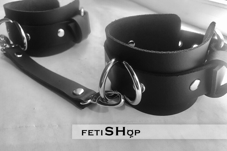 bdsm handcuffs BDSM Accessories Leather handcuffs in black color bondage leather cuffs