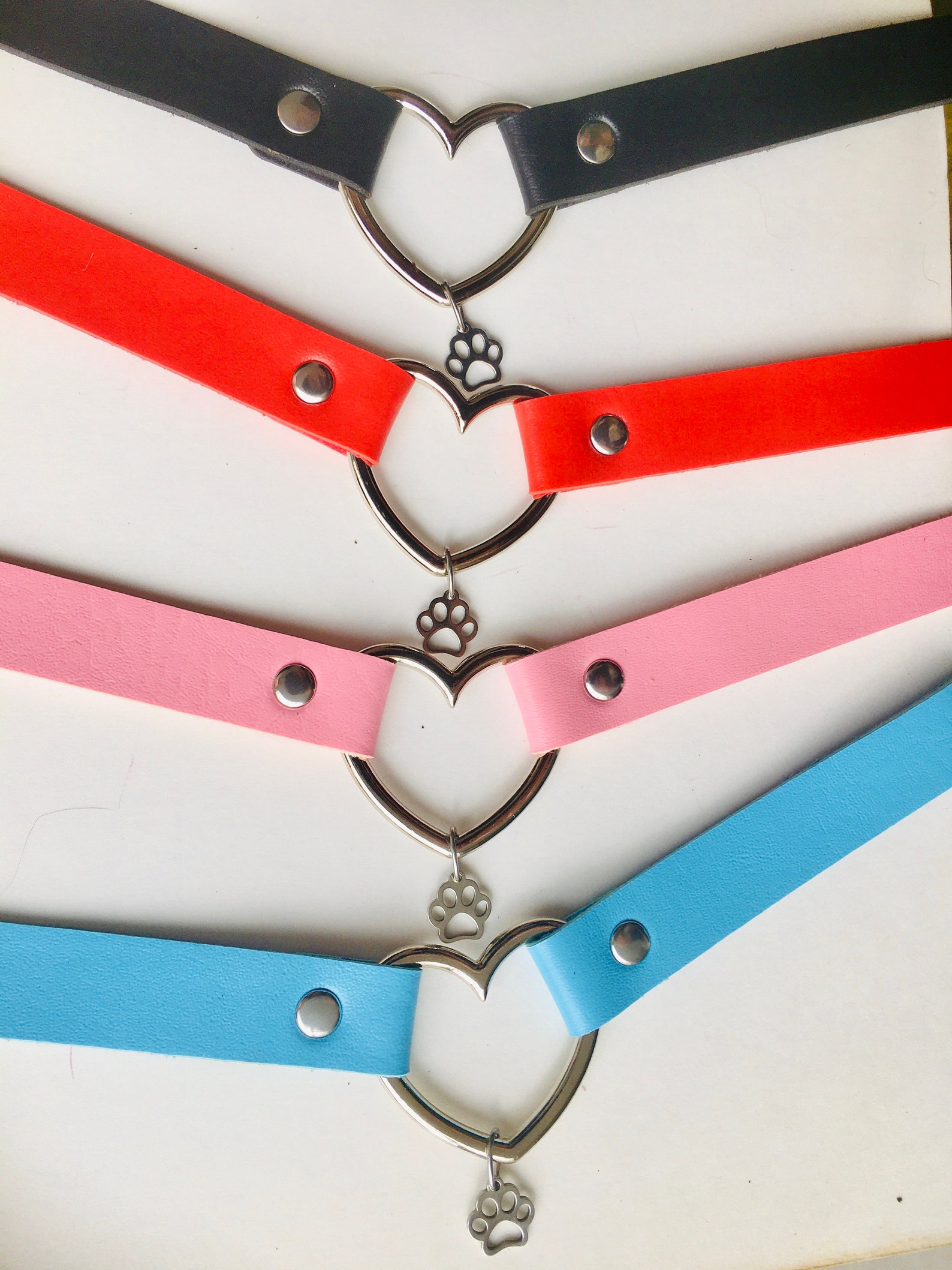 Pet play collar choker with heart and paw print. Petplay Etsy