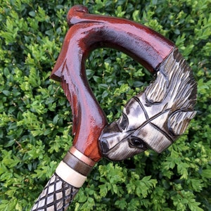 Walking Stick Canes Reed Wood Wooden Hand-Carved Carving Handmade Cane Stick Accessories ( Wolf )